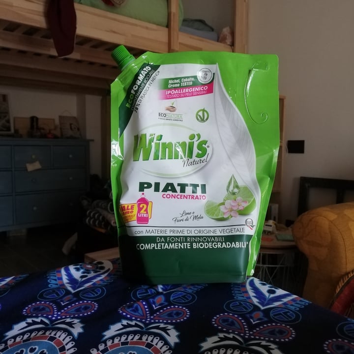 photo of Winni's Naturel Ammorbidente ai fiori bianchi shared by @shelter4 on  30 Apr 2021 - review