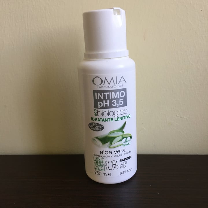 photo of Omia Laboratoires Detergente intimo all'aloe vera shared by @telisa on  01 Jun 2022 - review