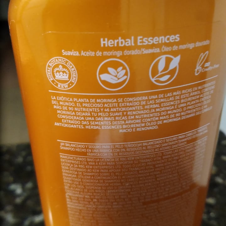 photo of Herbal Essences Shampoo Golden Moringa Oil shared by @bianaomi on  03 Aug 2022 - review