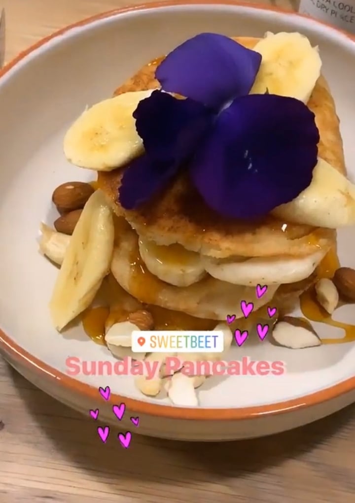 photo of Sweetbeet Vegan flapjacks shared by @simonesmouton on  20 Feb 2020 - review