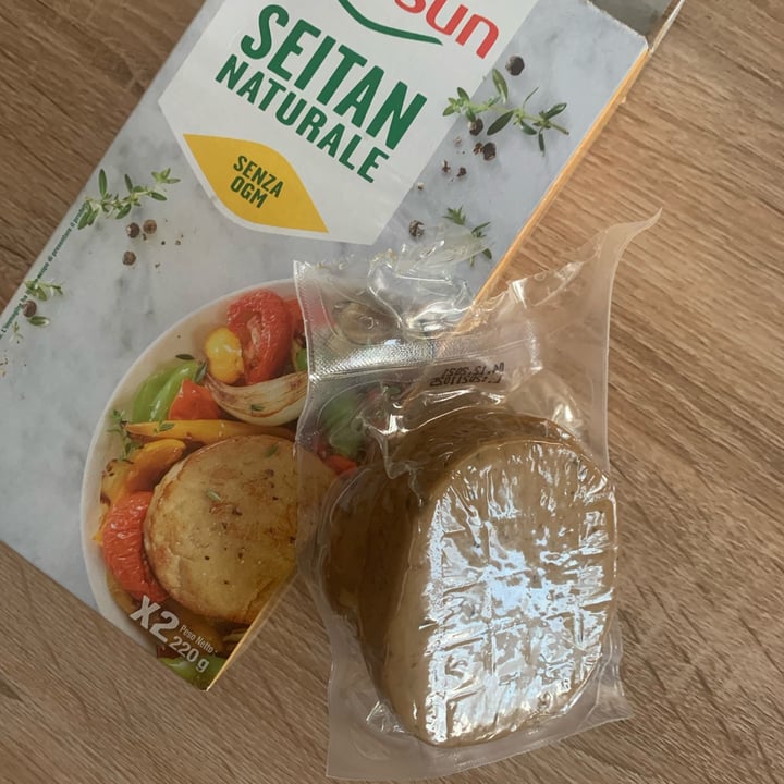photo of Sojasun Seitan naturale shared by @giordanasab on  27 Nov 2021 - review