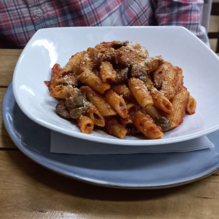 review photo of Li-o-La Puttanesca pasta shared by @wynter on 20 Sep 2021 - review