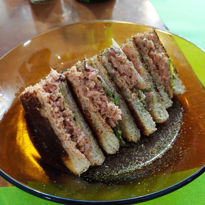 photo of Mostaza Y Media Cangresandwich shared by @marinasnchez on  17 Oct 2021 - review