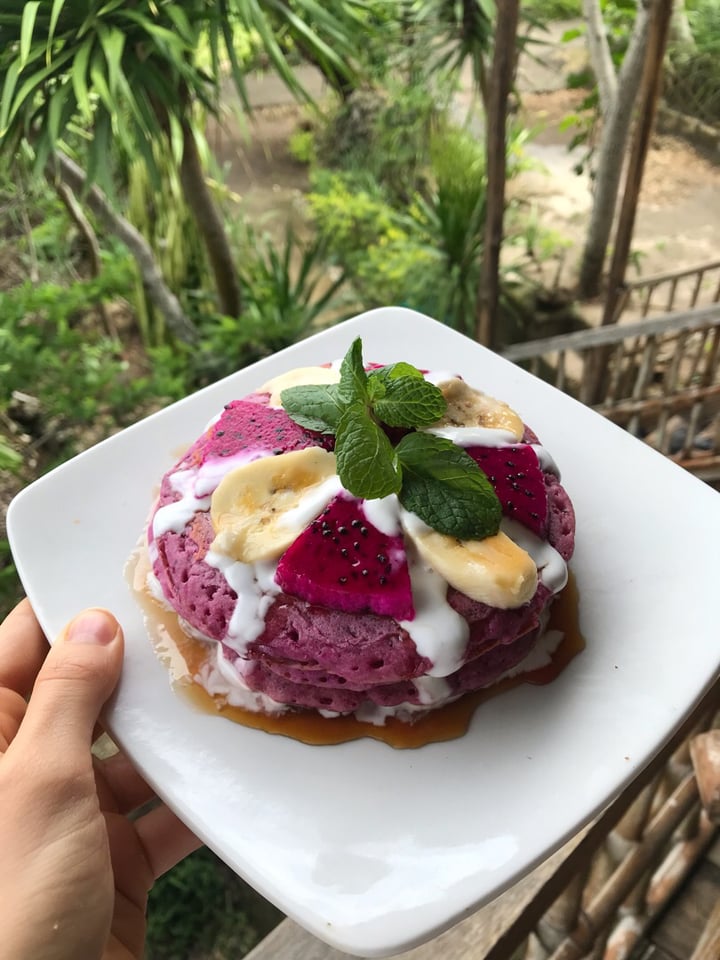 photo of Vegan Soul Kitchen Tropical pancakes shared by @yolcsita on  07 Mar 2020 - review