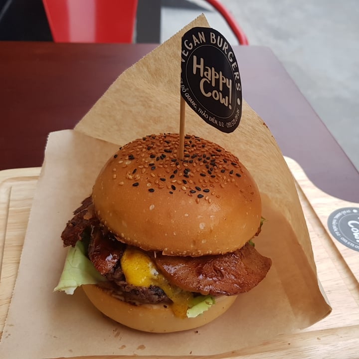 photo of Happy Cow! Vegan Burger Sai Gon The Mustang shared by @transit-future on  23 Jan 2021 - review