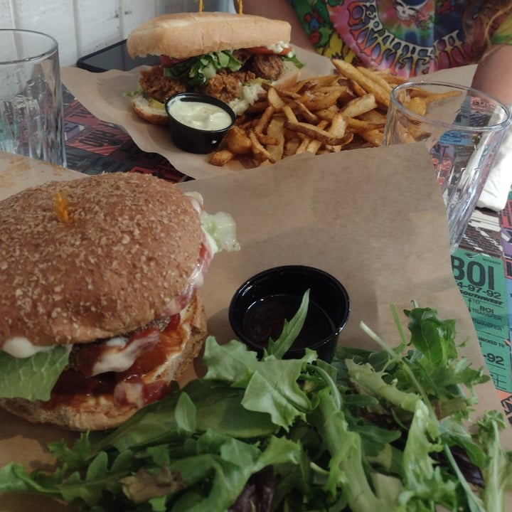 photo of Souley Vegan Ain't No Gator PoBoy & Proud Mary shared by @daniefanie on  15 Oct 2022 - review