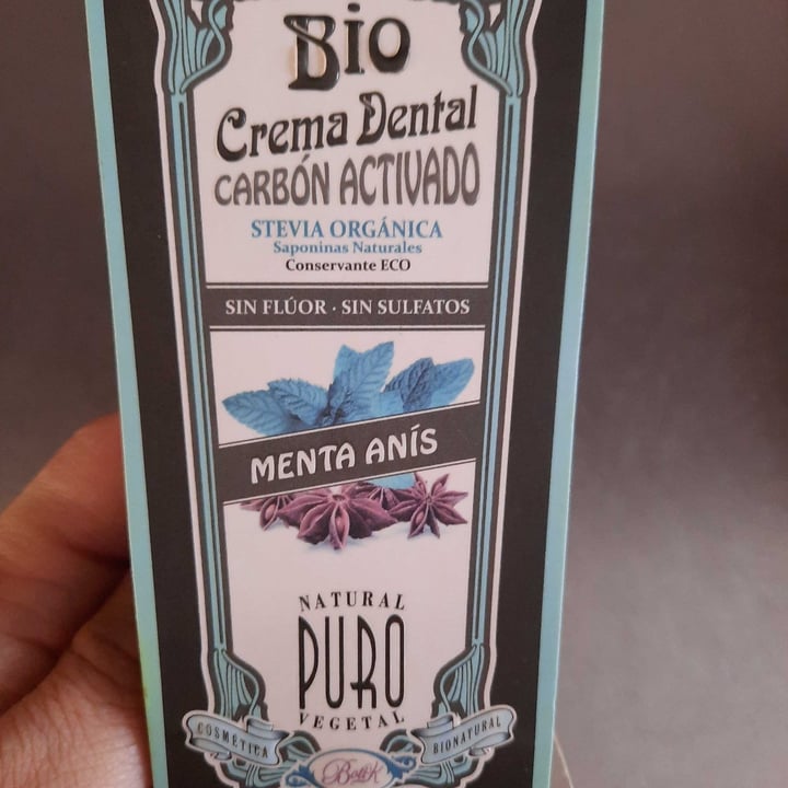photo of Natural puro vegetal Crema Dental shared by @betianameaurio on  03 Dec 2022 - review