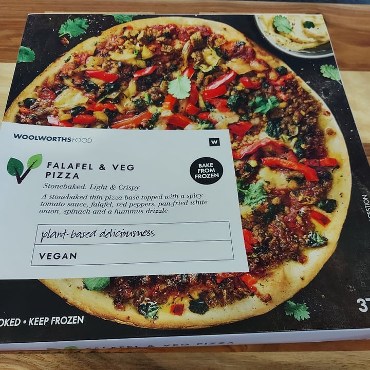 review photo of Woolworths Food Falafel & veg pizza shared by @kerrh on 18 Sep 2021 - review