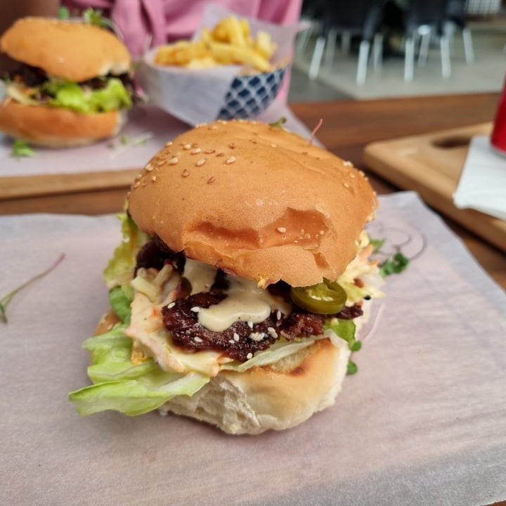 photo of The Vegan Chef Umhlanga Gourmet Rib Burger shared by @rishevc on  21 Nov 2021 - review