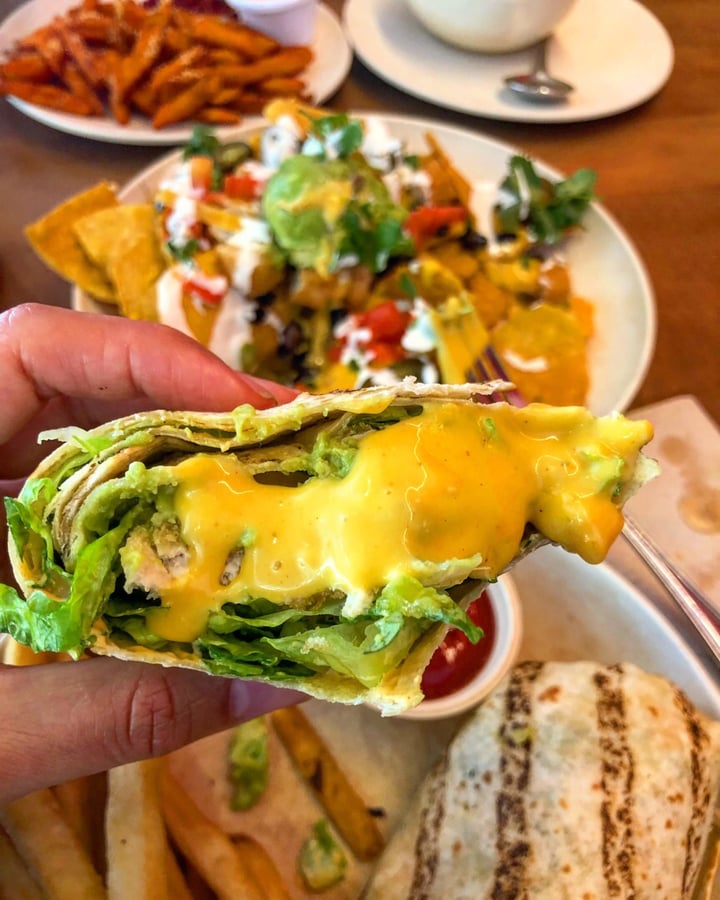 photo of Veggie Grill Santa Fe crispy Chickin’ wrap shared by @veganbooty on  18 Feb 2019 - review