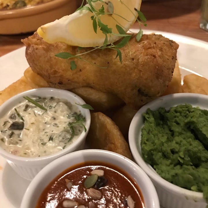 photo of Anna-Loka To fish N Chips shared by @cazziecee on  31 Aug 2020 - review