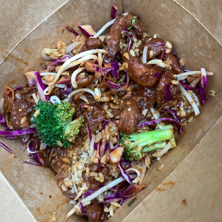 photo of MeeT in Yaletown Beefless Bowl shared by @juliemari on  24 Apr 2021 - review