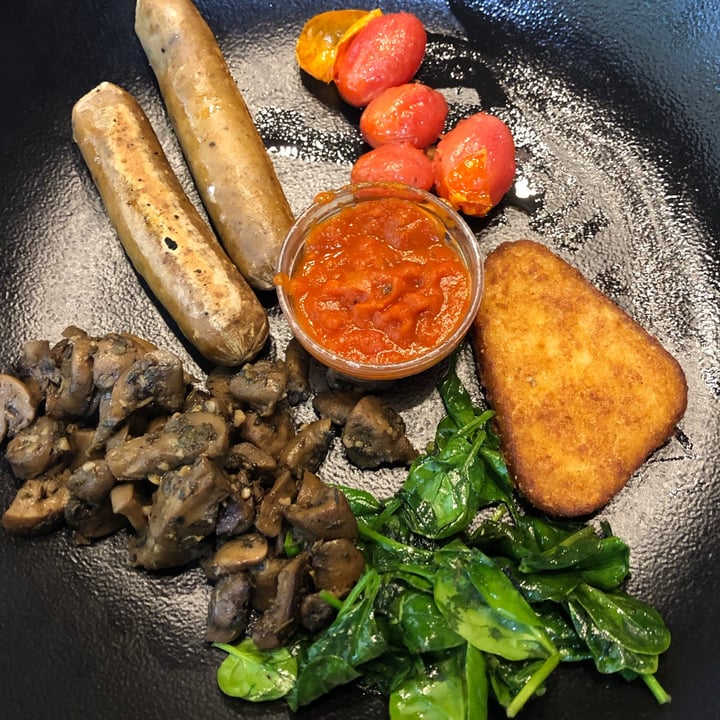 photo of Mugg & Bean Vegan Fry Up shared by @mimi2308 on  19 Jun 2021 - review