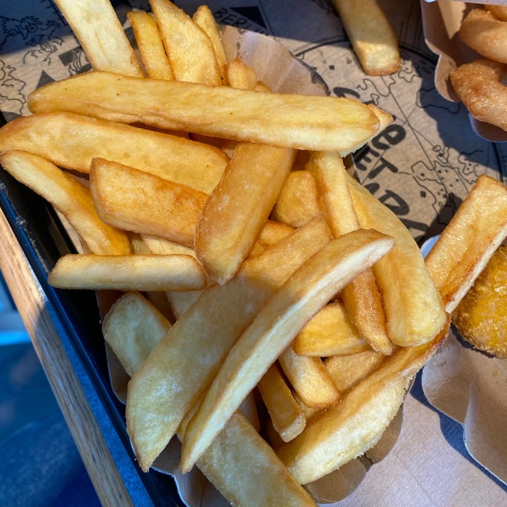 photo of Swing Kitchen fries shared by @holasoymylk on  31 Jul 2021 - review