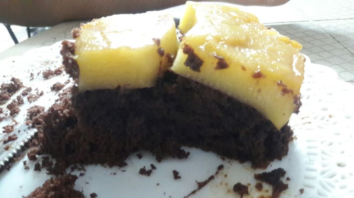 photo of YvittaCakes Pastel tipo chocoflan shared by @gojo on  17 Jan 2020 - review