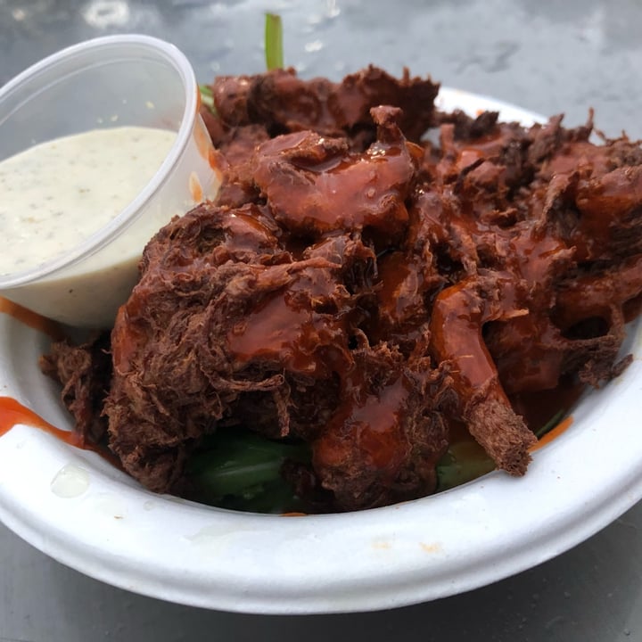 photo of Bowhead Pub Buffalo wings shared by @ethicalehme on  24 Oct 2021 - review
