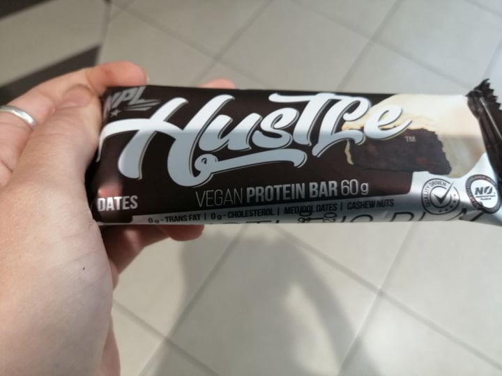 review photo of Dischem Hustle protein bar shared by @cholland on 08 Dec 2019 - review