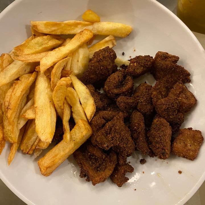 photo of Loving Hut Nuggets shared by @camilat on  23 Aug 2021 - review