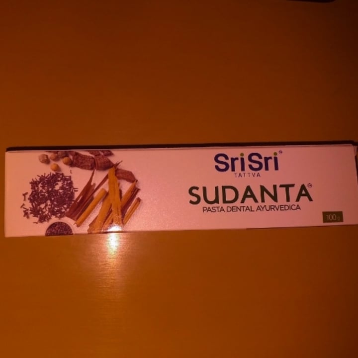 photo of SriSri Tattva Sudanta Pasta Dental Libre de Fluor 100gr shared by @mazaana on  04 May 2020 - review