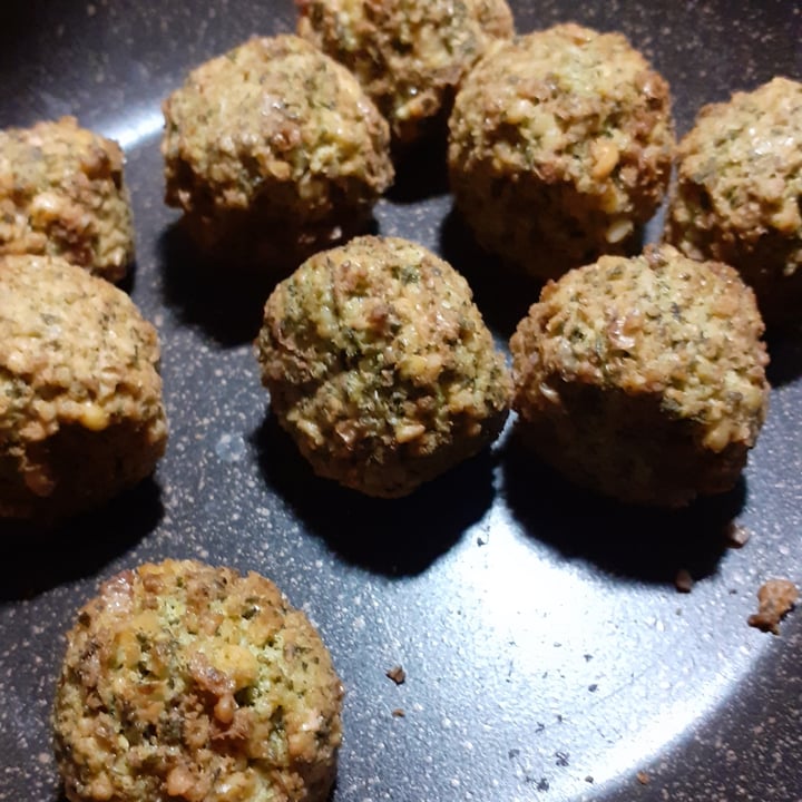 review photo of Garden Gourmet Falafel con ceci e spinaci shared by @perasperaadastra on 30 Oct 2022 - review