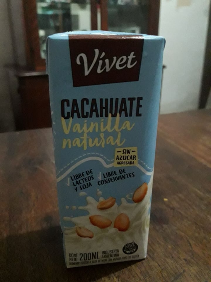review photo of Vívet Leche Cacahuate sabor Vainilla Natural 200ml shared by @quesodepapa on 27 Dec 2019 - review