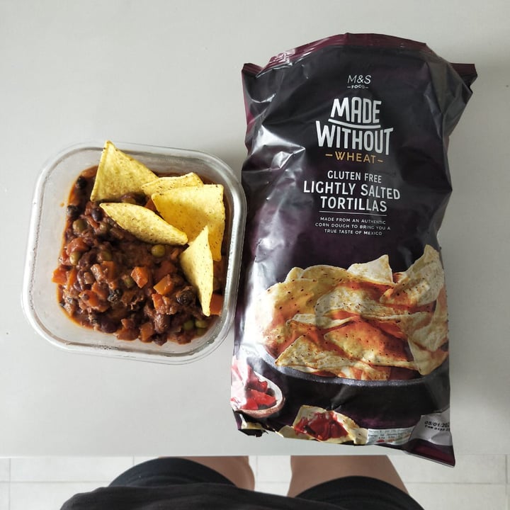 photo of Marks & Spencer Food (M&S) Tortilla chips shared by @livingdeadoll on  13 Oct 2020 - review