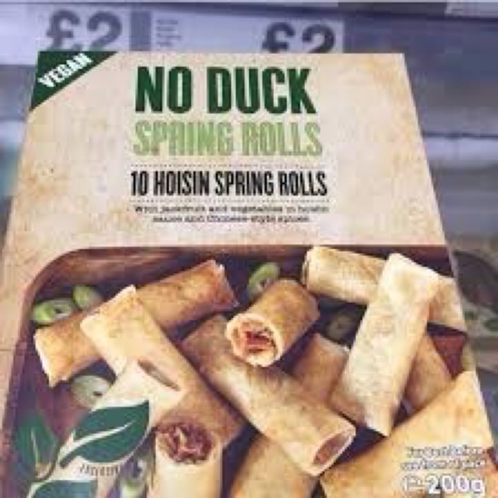 photo of Iceland Foods no duck spring rolls shared by @hannahsweet on  03 Oct 2020 - review