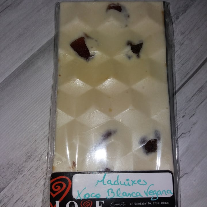 review photo of Love Chocolate & Coffee Chocolate Blanco Con Fresas shared by @patriciajs on 29 Sep 2020 - review