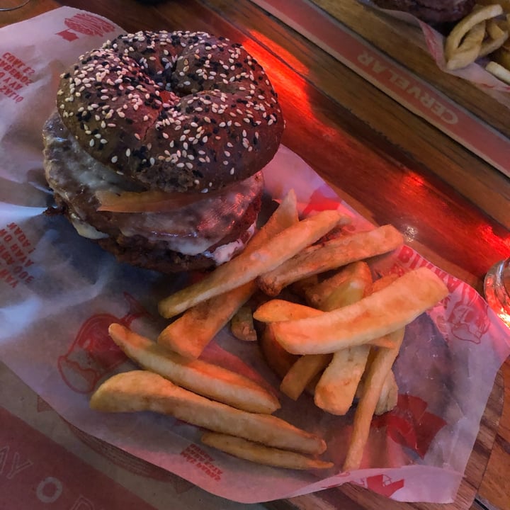 review photo of Cervelar hamburguesa not co shared by @qyqyqyqyqy on 11 Jul 2022 - review