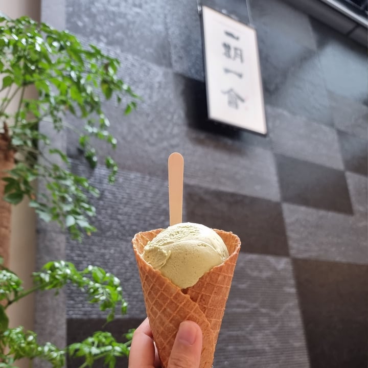 photo of Hvala Craig Road Genmaicha Gelato shared by @jenzyl on  26 Mar 2022 - review