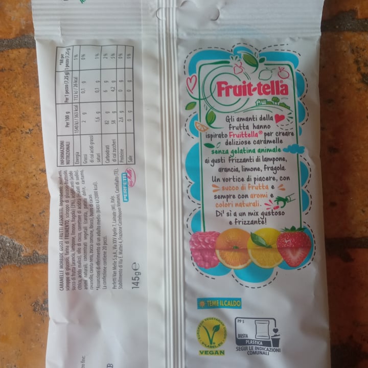 photo of Fruit-tella Vertigo Frizz shared by @adospgnuolo on  16 Aug 2022 - review