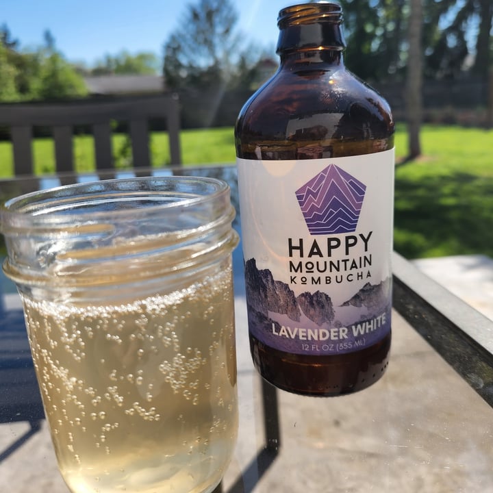 photo of Happy Mountain Kombucha Lavender White Kombucha shared by @angebe on  22 May 2022 - review