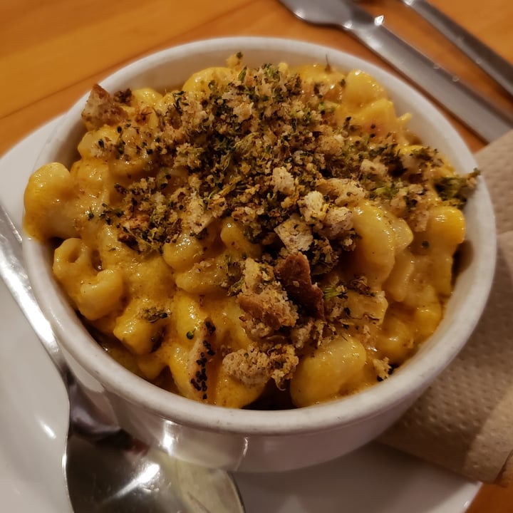 photo of Rise Above Cheddar Mac & Cheese shared by @metalmel666 on  10 Dec 2021 - review