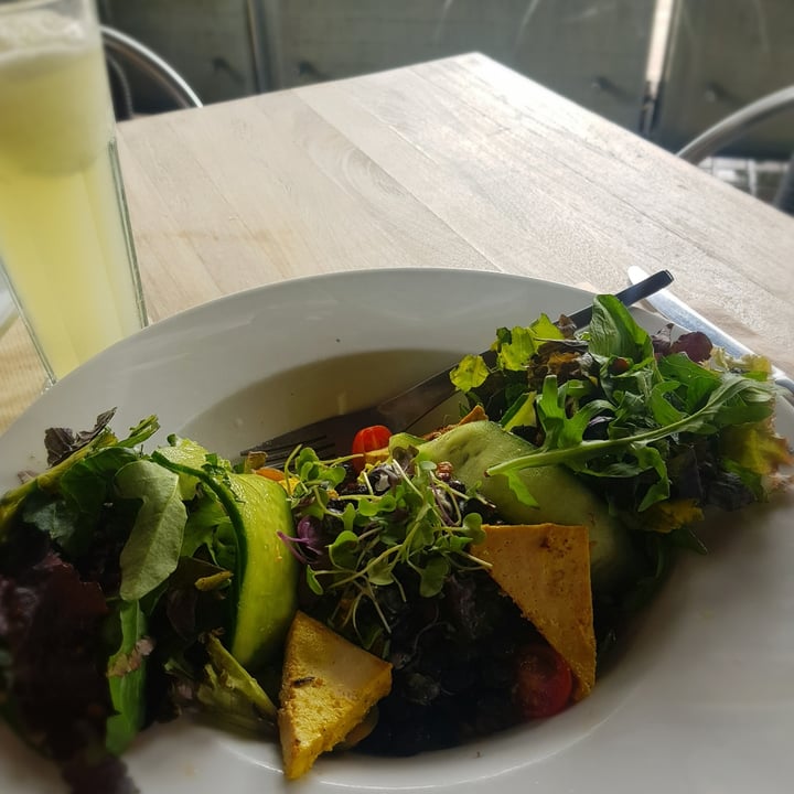 review photo of Crepes & Waffles Aeropuerto Montes De maría shared by @beckweigmoure on 22 Aug 2022 - review