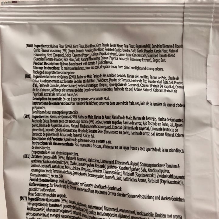 photo of Eat Real Sundried Tomato & Roasted Garlic Flavour Quinoa Chips  shared by @nicnicnic on  17 Jun 2020 - review