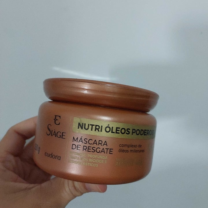 photo of Eudora Máscara Nutri Óleos Poderosos shared by @mylenasilva29 on  06 May 2022 - review