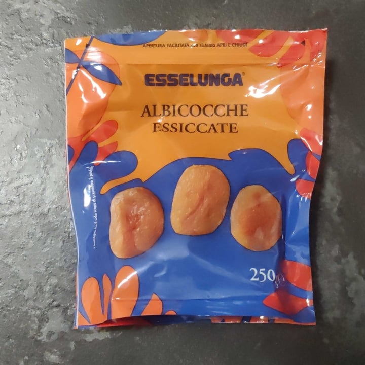 photo of Esselunga Albicocche essiccate shared by @farfallina17 on  25 Jan 2022 - review
