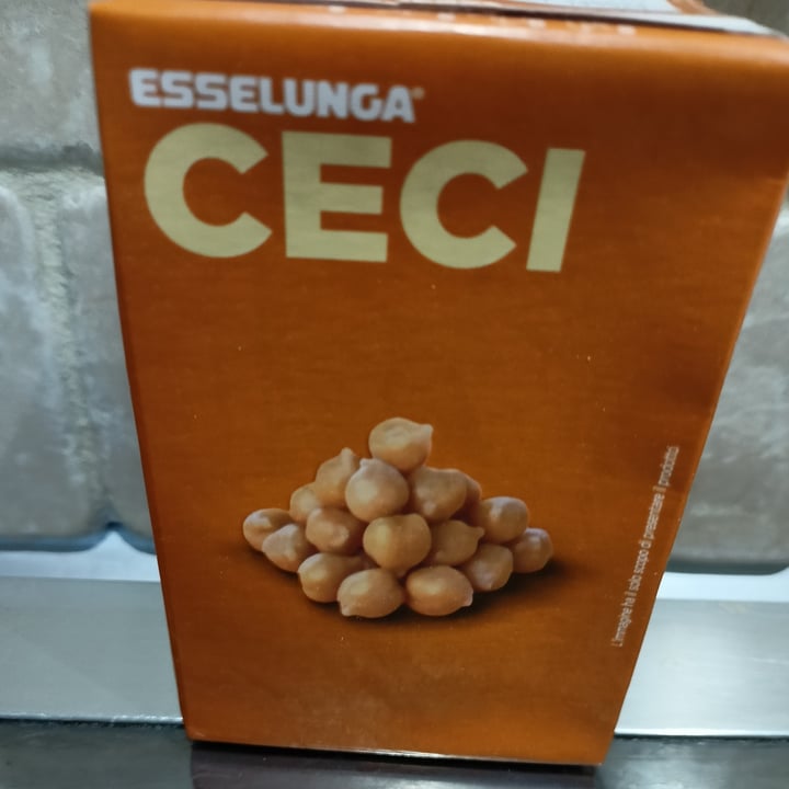 photo of  Esselunga Ceci shared by @marinasacco on  29 Sep 2022 - review