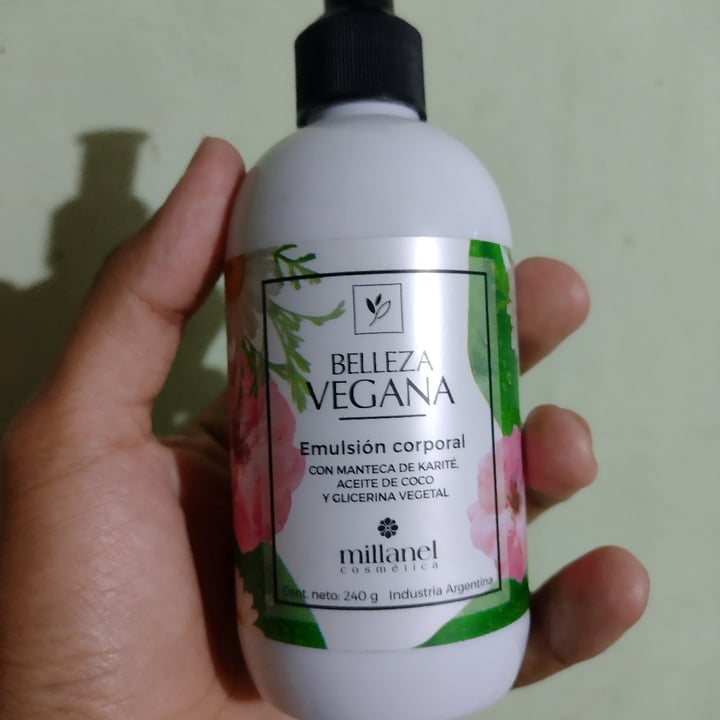 photo of Millanel Belleza Vegana emulsión corporal  shared by @thomasbr05 on  17 Feb 2022 - review