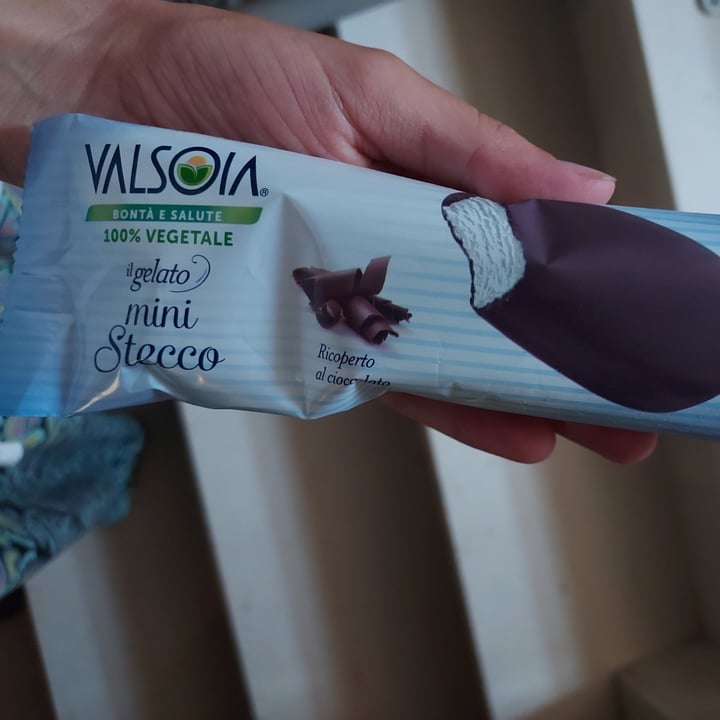photo of Valsoia Mini Stecchi cocco cioccolato shared by @valehydra on  21 Jul 2022 - review