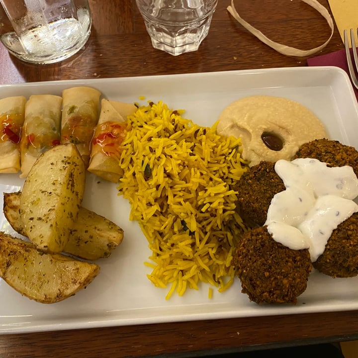 review photo of Fusorari Cibi & Viaggi Thali - Il Mondo Nel Piatto shared by @giorgiasalsii on 21 Nov 2022 - review