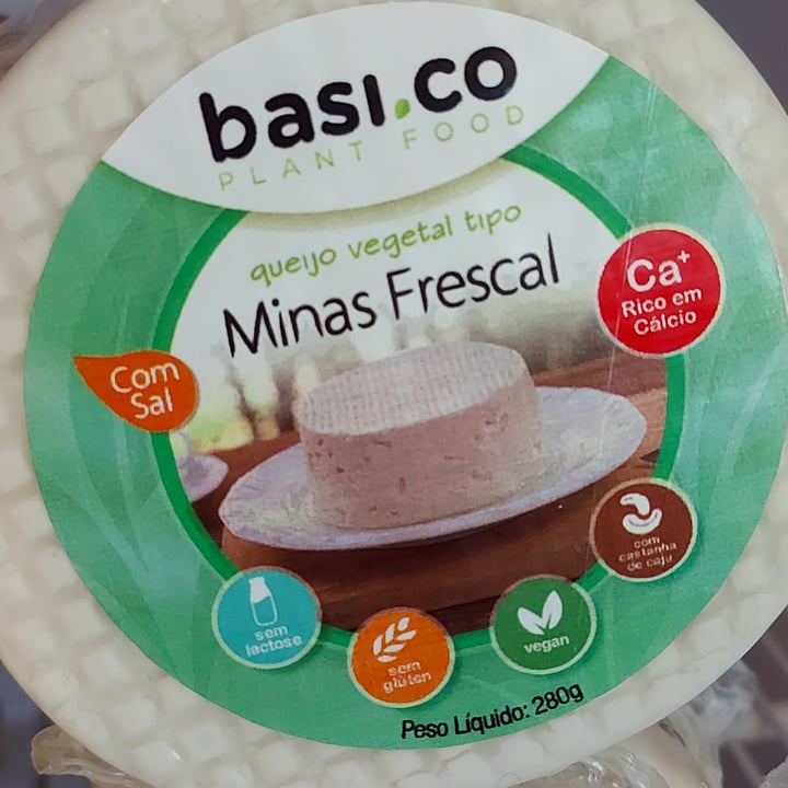 photo of Basi.co Queijo Vegetal tipo Minas Frescal shared by @thaissaito on  12 Jul 2021 - review