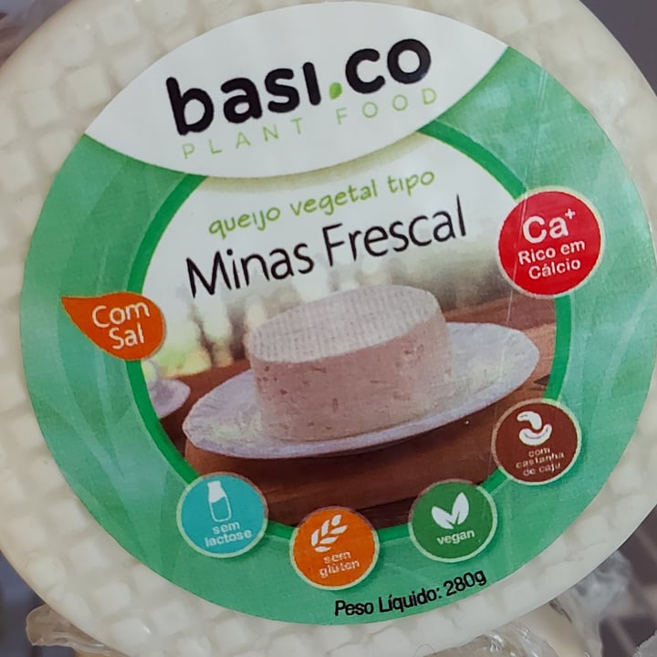 review photo of Basi.co Queijo Vegetal tipo Minas Frescal shared by @thaissaito on 12 Jul 2021 - review