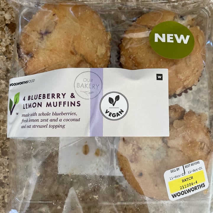 photo of Woolworths Food Blueberry and lemon muffins shared by @mailidyer on  06 Oct 2021 - review