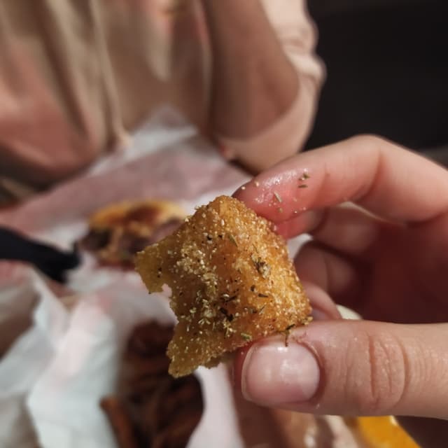 菜肴“Polenta fritta con sale e rosamarino”的照片