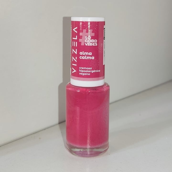 photo of Vizzela Cosméticos Esmalte Alma Calma shared by @joselebss on  15 May 2022 - review