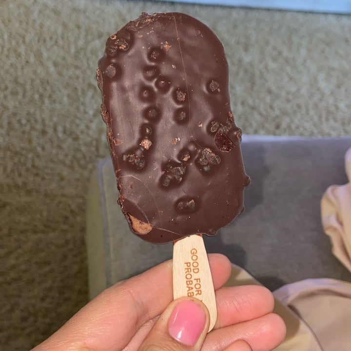 review photo of Van Leeuwen Triple chocolate swirl shared by @jacquevegan on 27 May 2022 - review