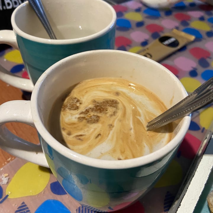 review photo of Nescafé Coconut latte shared by @vale2cq on 01 Aug 2021 - review