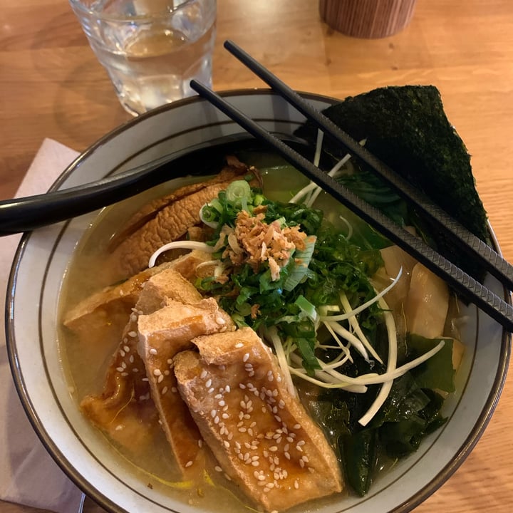 photo of Takumi Ramen Kitchen Milano Veggie Tofu Miso Ramen shared by @alere92 on  02 Jun 2022 - review