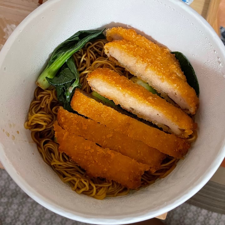 photo of Green Bliss Habitat Chicken Cutlet Dry Noodles shared by @kimjongquiche on  08 Aug 2021 - review